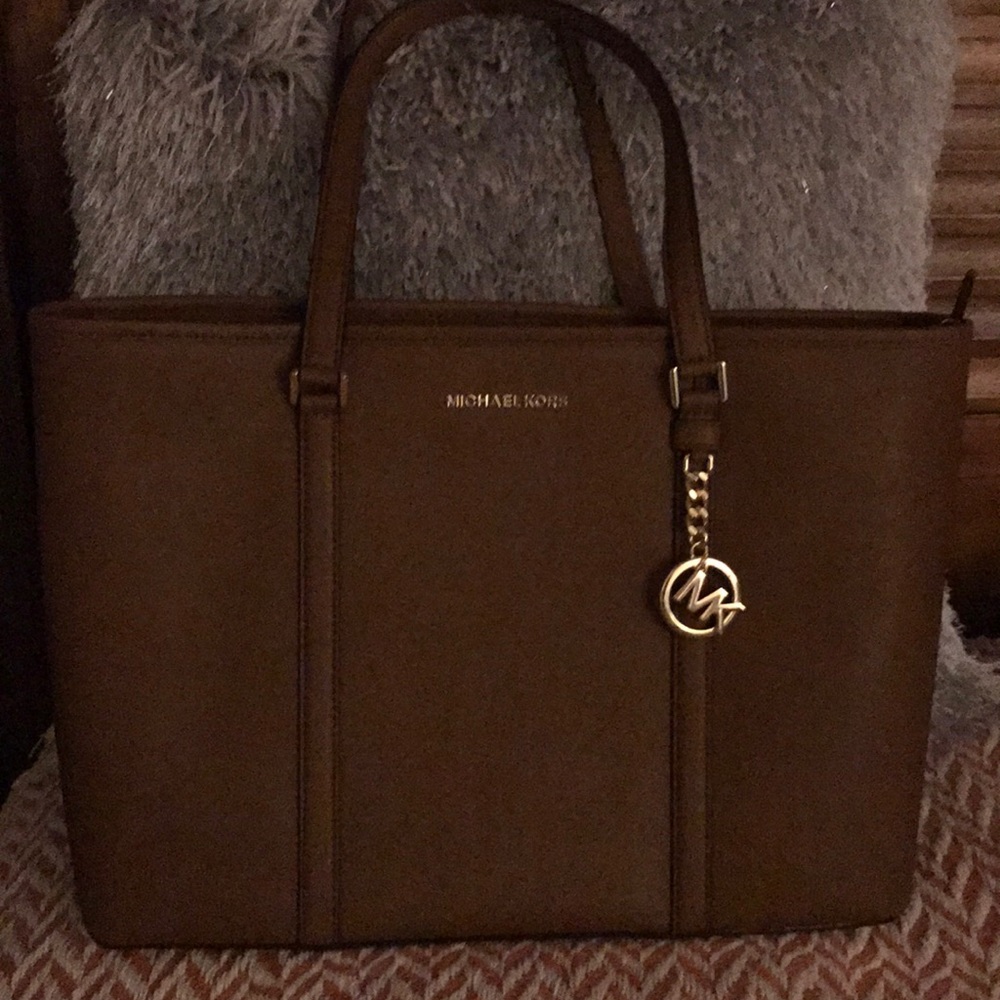 No longer need laptop bag